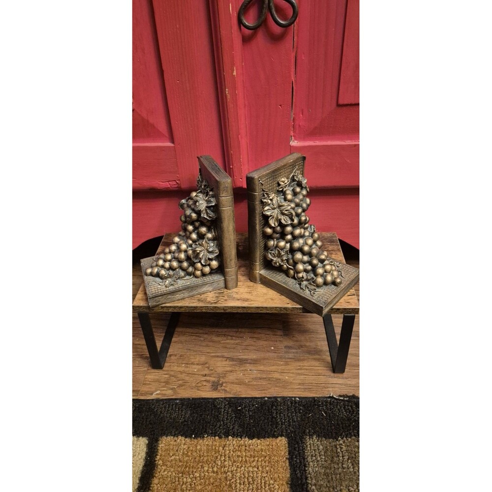 Vintage Bookends Heavy Resin Grape Vine Wine Hme Decor Staging 6.5 X 5 Inch EUC